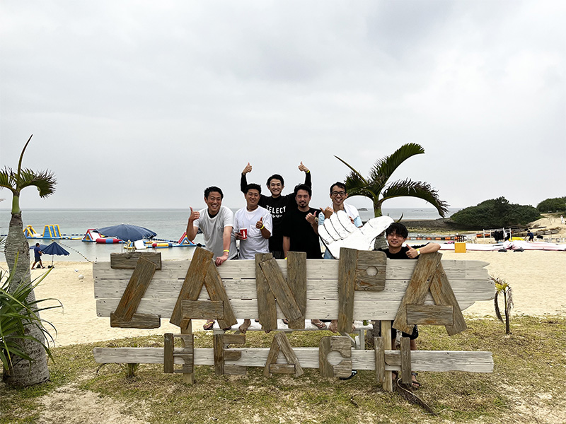 沖縄の海と空を堪能 ビーチアクティビティ at 残波ビーチ